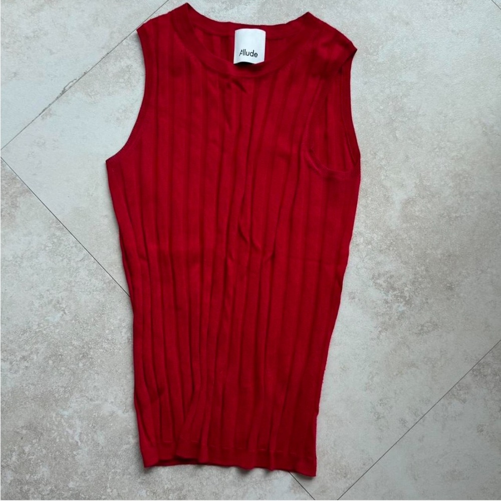Allude red cashmere tank top